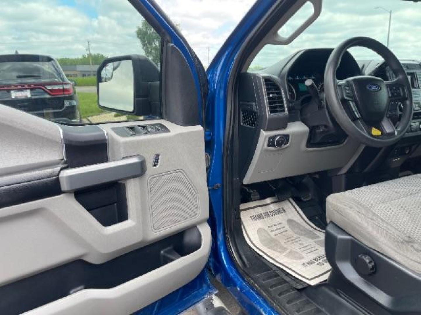 2017 Lightning Blue Metallic Ford F-150 XLT SuperCrew 5.5-ft. Bed 4WD (1FTEW1EF4HK) with an 5.0L V8 engine, 6-Speed Automatic transmission, located at 3301 W Hwy 13, Burnsville, MN, 55337, (952) 460-3200, 44.775333, -93.320808 - Photo#12