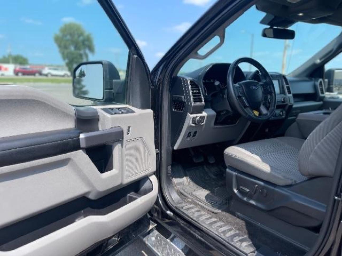 2020 Agate Black Ford F-150 XLT SuperCrew 5.5-ft. Bed 4WD (1FTEW1EP8LF) with an 2.7L V6 DOHC 24V engine, 6-Speed Automatic transmission, located at 745 S Robert St, St. Paul, MN, 55107, (651) 222-2991, 44.923389, -93.081215 - Photo#16