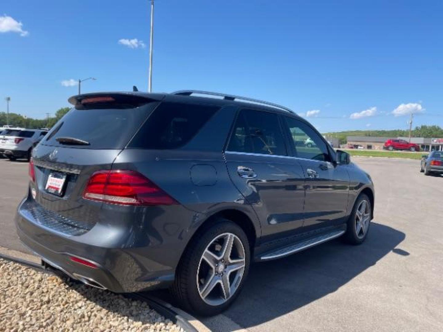 2016 Steel Grey Metallic Mercedes-Benz GLE-Class GLE350 (4JGDA5JB7GA) with an 3.5L V6 DOHC 24V engine, 7-Speed Automatic transmission, located at 745 S Robert St, St. Paul, MN, 55107, (651) 222-2991, 44.923389, -93.081215 - Photo#3