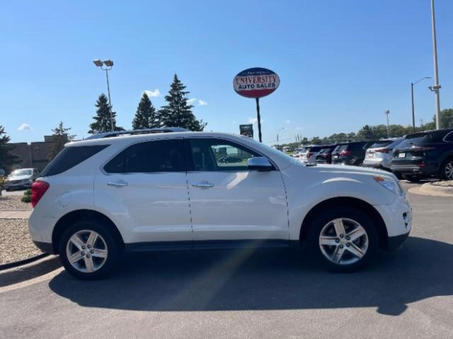 2014 Summit White Chevrolet Equinox LTZ 2WD (1GNALDEK5EZ) with an 2.4L L4 DOHC 16V FFV engine, 6-Speed Automatic transmission, located at 745 S Robert St, St. Paul, MN, 55107, (651) 222-2991, 44.923389, -93.081215 - Photo#2