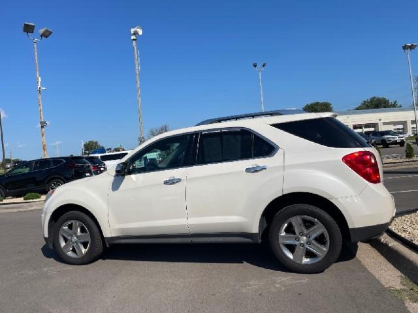 2014 Summit White Chevrolet Equinox LTZ 2WD (1GNALDEK5EZ) with an 2.4L L4 DOHC 16V FFV engine, 6-Speed Automatic transmission, located at 745 S Robert St, St. Paul, MN, 55107, (651) 222-2991, 44.923389, -93.081215 - Photo#6