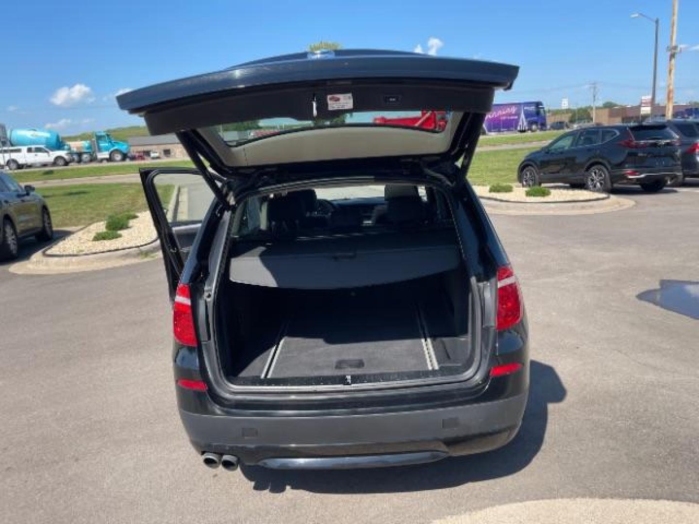 2014 Black Sapphire Metallic BMW X3 xDrive28i (5UXWX9C52E0) with an 2.0L L4 DOHC 16V engine, 8-Speed Automatic transmission, located at 3301 W Hwy 13, Burnsville, MN, 55337, (952) 460-3200, 44.775333, -93.320808 - Photo#10