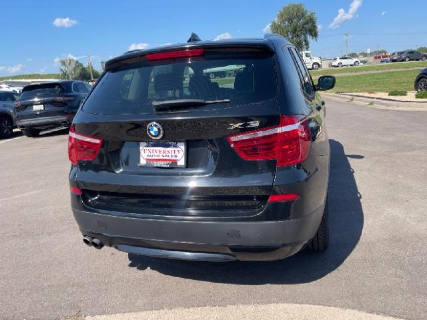 2014 Black Sapphire Metallic BMW X3 xDrive28i (5UXWX9C52E0) with an 2.0L L4 DOHC 16V engine, 8-Speed Automatic transmission, located at 3301 W Hwy 13, Burnsville, MN, 55337, (952) 460-3200, 44.775333, -93.320808 - Photo#4