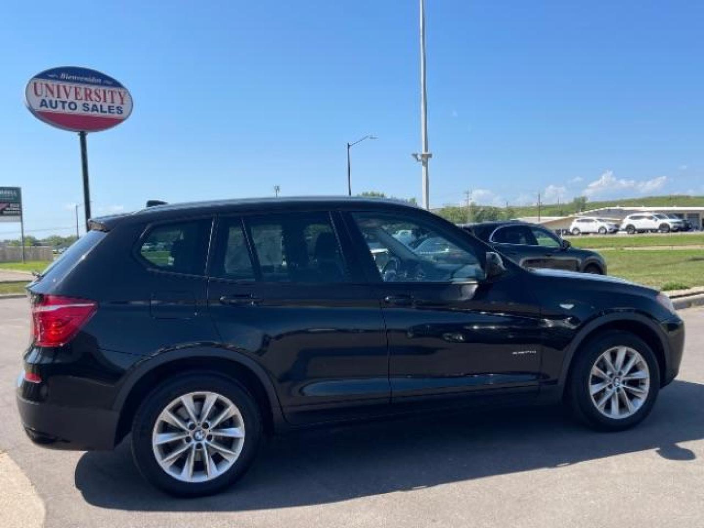 2014 Black Sapphire Metallic BMW X3 xDrive28i (5UXWX9C52E0) with an 2.0L L4 DOHC 16V engine, 8-Speed Automatic transmission, located at 3301 W Hwy 13, Burnsville, MN, 55337, (952) 460-3200, 44.775333, -93.320808 - Photo#6