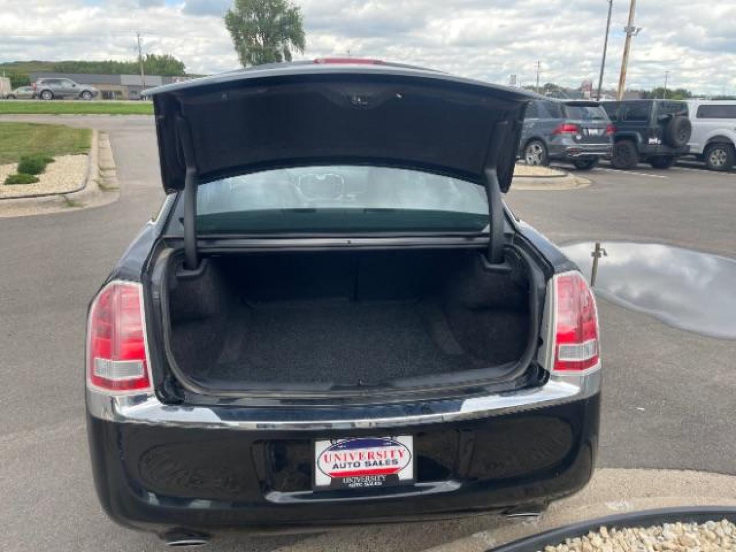 2014 Gloss Black Chrysler 300 RWD (2C3CCAAG2EH) with an 3.6L V6 SOHC 24V engine, 8-Speed Automatic transmission, located at 745 S Robert St, St. Paul, MN, 55107, (651) 222-2991, 44.923389, -93.081215 - Photo#9