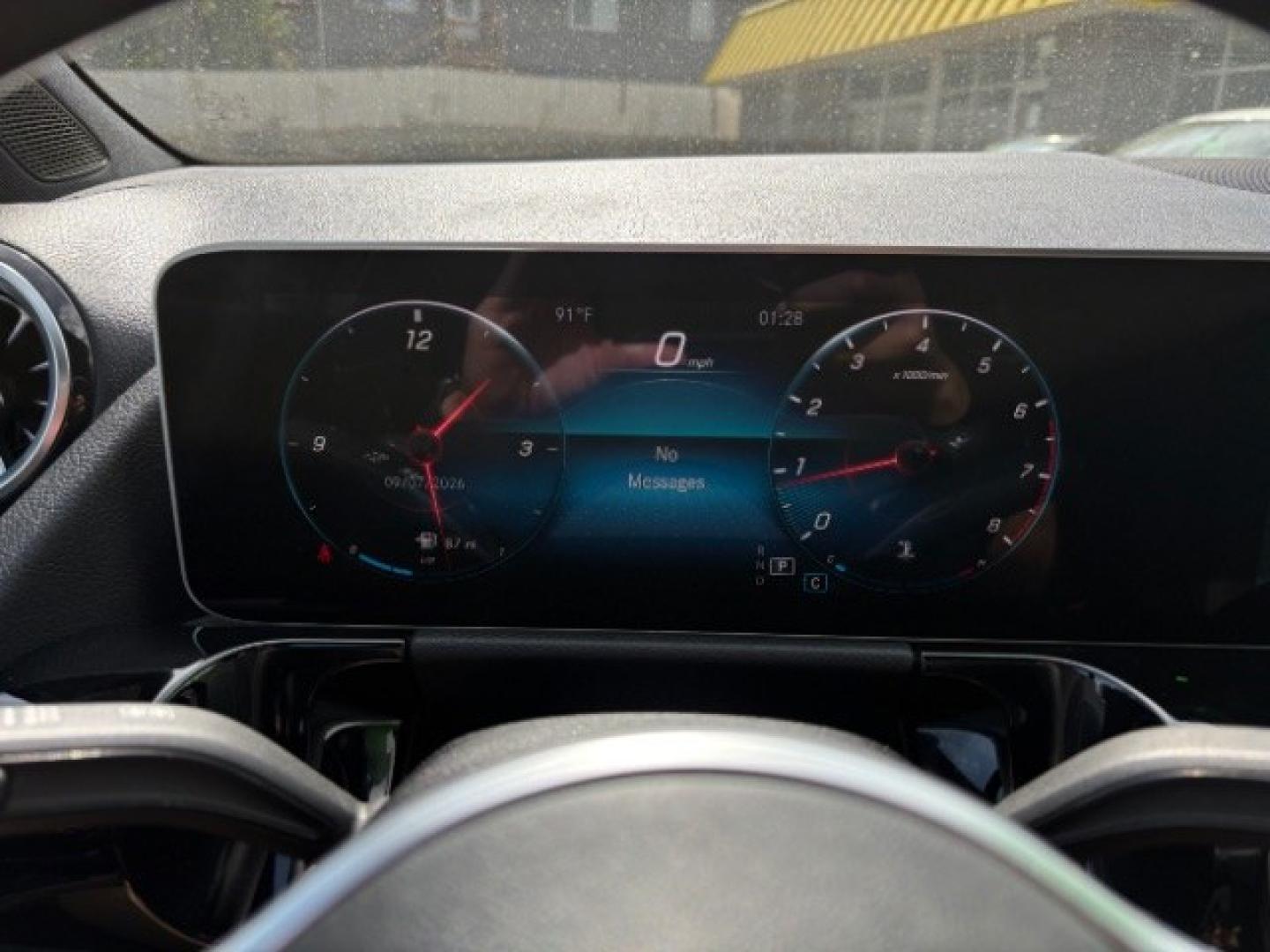 2021 Mercedes-Benz GLA-Class GLA250 4MATIC (W1N4N4HB6MJ) with an 2.0L L4 DOHC 16V TUR engine, 8-Speed Automatic transmission, located at 745 S Robert St, St. Paul, MN, 55107, (651) 222-2991, 44.923389, -93.081215- Photo#10