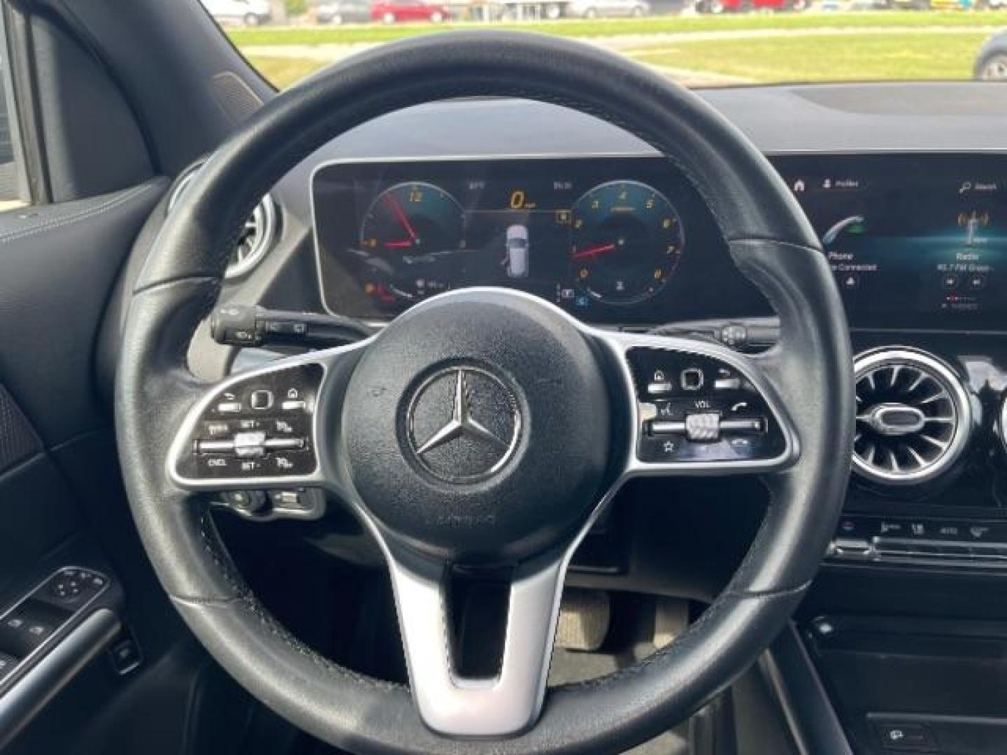 2021 Mercedes-Benz GLA-Class GLA250 4MATIC (W1N4N4HB6MJ) with an 2.0L L4 DOHC 16V TURBO engine, 8-Speed Automatic transmission, located at 745 S Robert St, St. Paul, MN, 55107, (651) 222-2991, 44.923389, -93.081215 - Photo#13