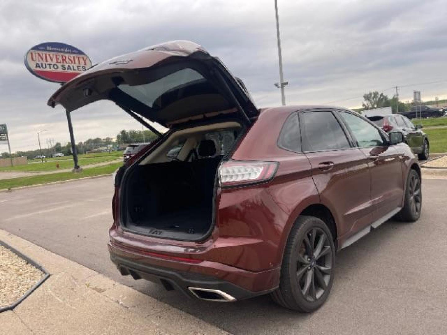 2015 Bronze Fire Metallic Tinted Clearcoat Ford Edge Sport AWD (2FMTK4AP9FB) with an 2.7L V6 DOCH 24V engine, 6-Speed Automatic transmission, located at 3301 W Hwy 13, Burnsville, MN, 55337, (952) 460-3200, 44.775333, -93.320808 - Photo#5