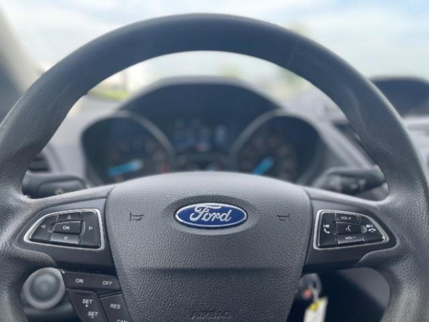 2018 Oxford White Ford Escape SE 4WD (1FMCU9G93JU) with an 2.0L L4 DOHC 16V engine, 6-Speed Automatic transmission, located at 3301 W Hwy 13, Burnsville, MN, 55337, (952) 460-3200, 44.775333, -93.320808 - Photo#14