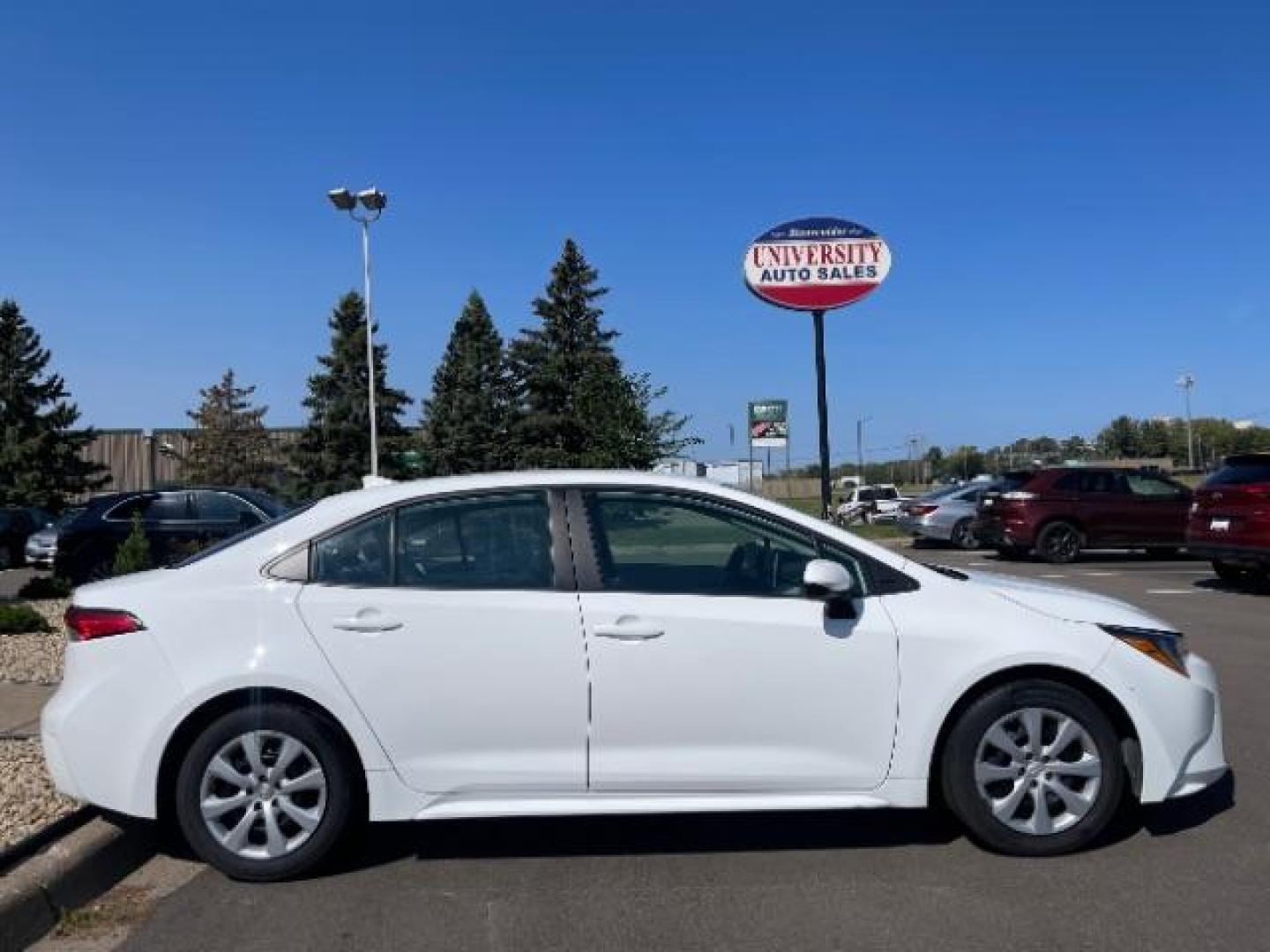 2021 Toyota Corolla LE (5YFEPMAE2MP) with an 1.8L L4 DOHC 16V engine, Continuously Variable Transmission transmission, located at 745 S Robert St, St. Paul, MN, 55107, (651) 222-2991, 44.923389, -93.081215 - Photo#1