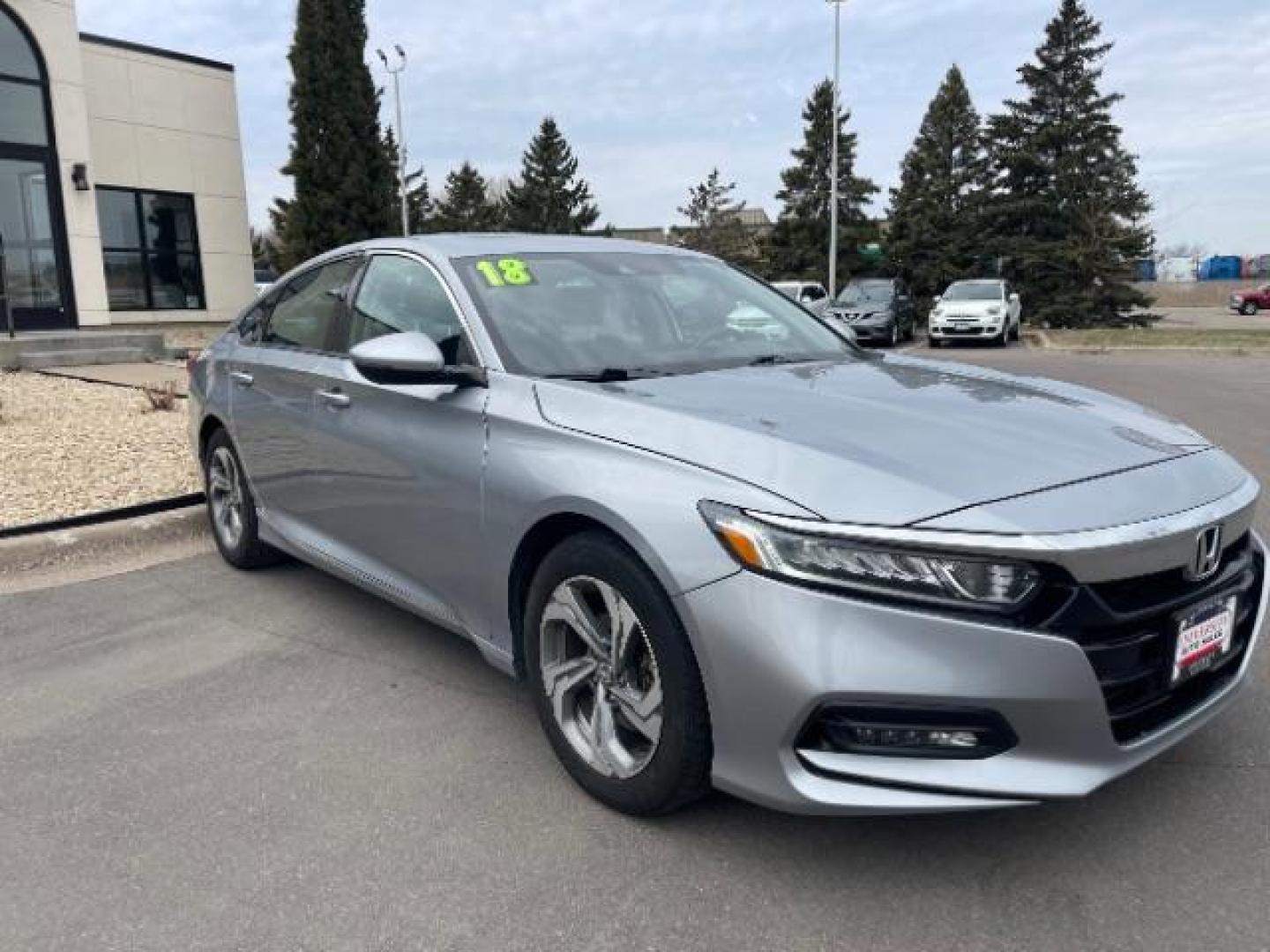 2018 Lunar Silver Metallic Honda Accord EX-L 2.0T 10A (1HGCV2F5XJA) with an 2.0L L4 DOHC 16V TURBO engine, 10-Speed Automatic transmission, located at 745 S Robert St, St. Paul, MN, 55107, (651) 222-2991, 44.923389, -93.081215 - Photo#8