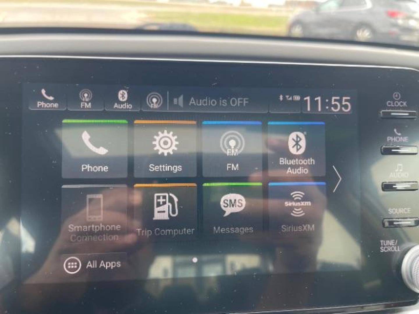 2018 Lunar Silver Metallic Honda Accord EX-L 2.0T 10A (1HGCV2F5XJA) with an 2.0L L4 DOHC 16V TURBO engine, 10-Speed Automatic transmission, located at 745 S Robert St, St. Paul, MN, 55107, (651) 222-2991, 44.923389, -93.081215 - Photo#23