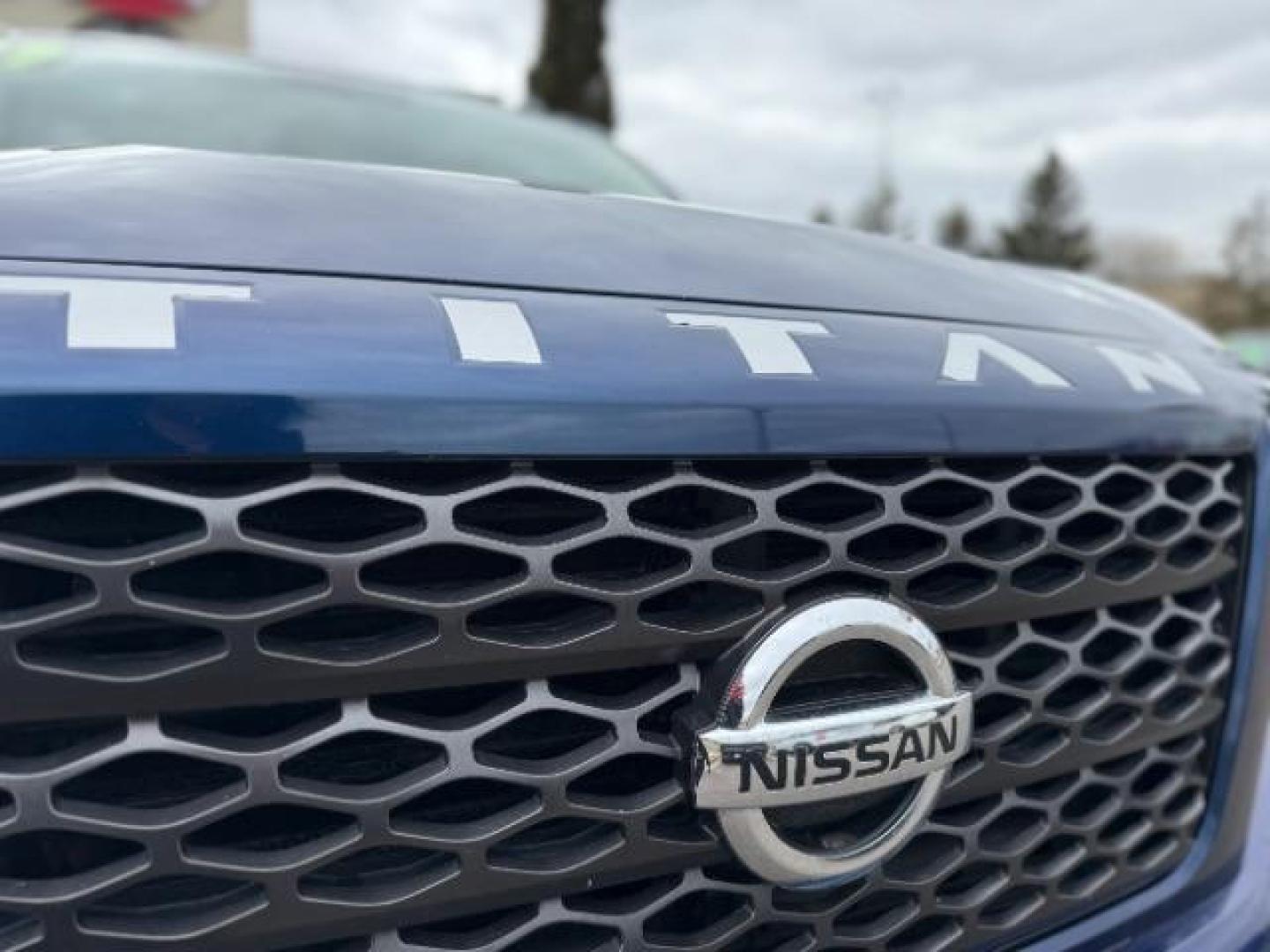 2017 Deep Blue Pearl Nissan Titan PRO-4X Crew Cab 4WD (1N6AA1E58HN) with an 5.6L V8 DOHC 32V engine, 6-Speed Automatic transmission, located at 3301 W Hwy 13, Burnsville, MN, 55337, (952) 460-3200, 44.775333, -93.320808 - Photo#5