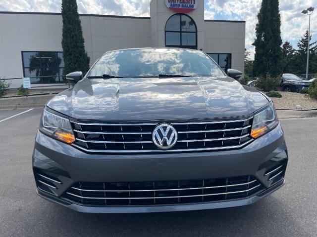 photo of 2018 Volkswagen Passat R-Line