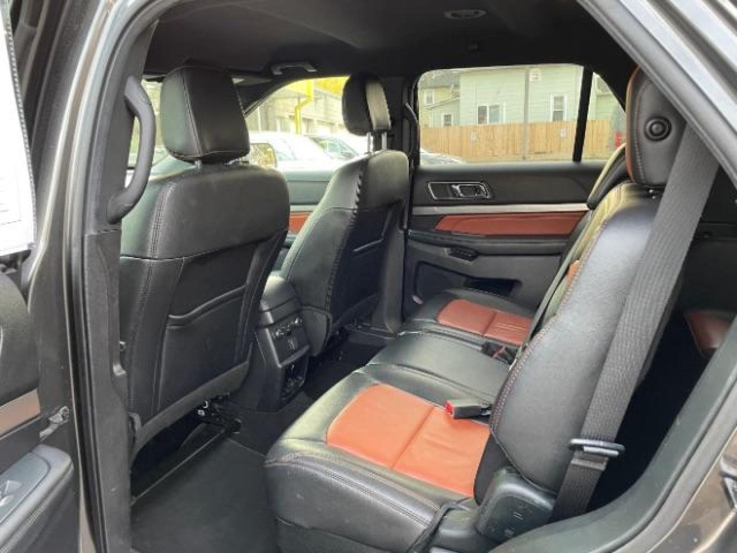 2019 Magnetic Metallic Ford Explorer XLT FWD (1FM5K7D83KG) with an 3.5L V6 DOHC 24V engine, 6-Speed Automatic transmission, located at 745 S Robert St, St. Paul, MN, 55107, (651) 222-2991, 44.923389, -93.081215 - Photo#9