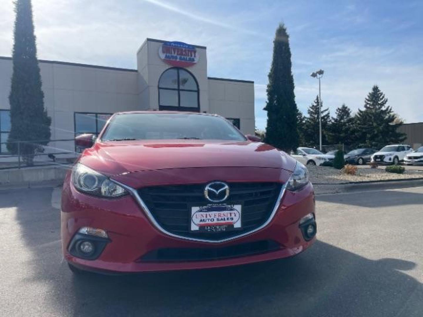 2016 Mazda MAZDA3 i SE AT 5-Door (JM1BM1N75G1) with an 2.0L L4 DOHC 16V engine, 6-Speed Automatic transmission, located at 3301 W Hwy 13, Burnsville, MN, 55337, (952) 460-3200, 44.775333, -93.320808 - Photo#0