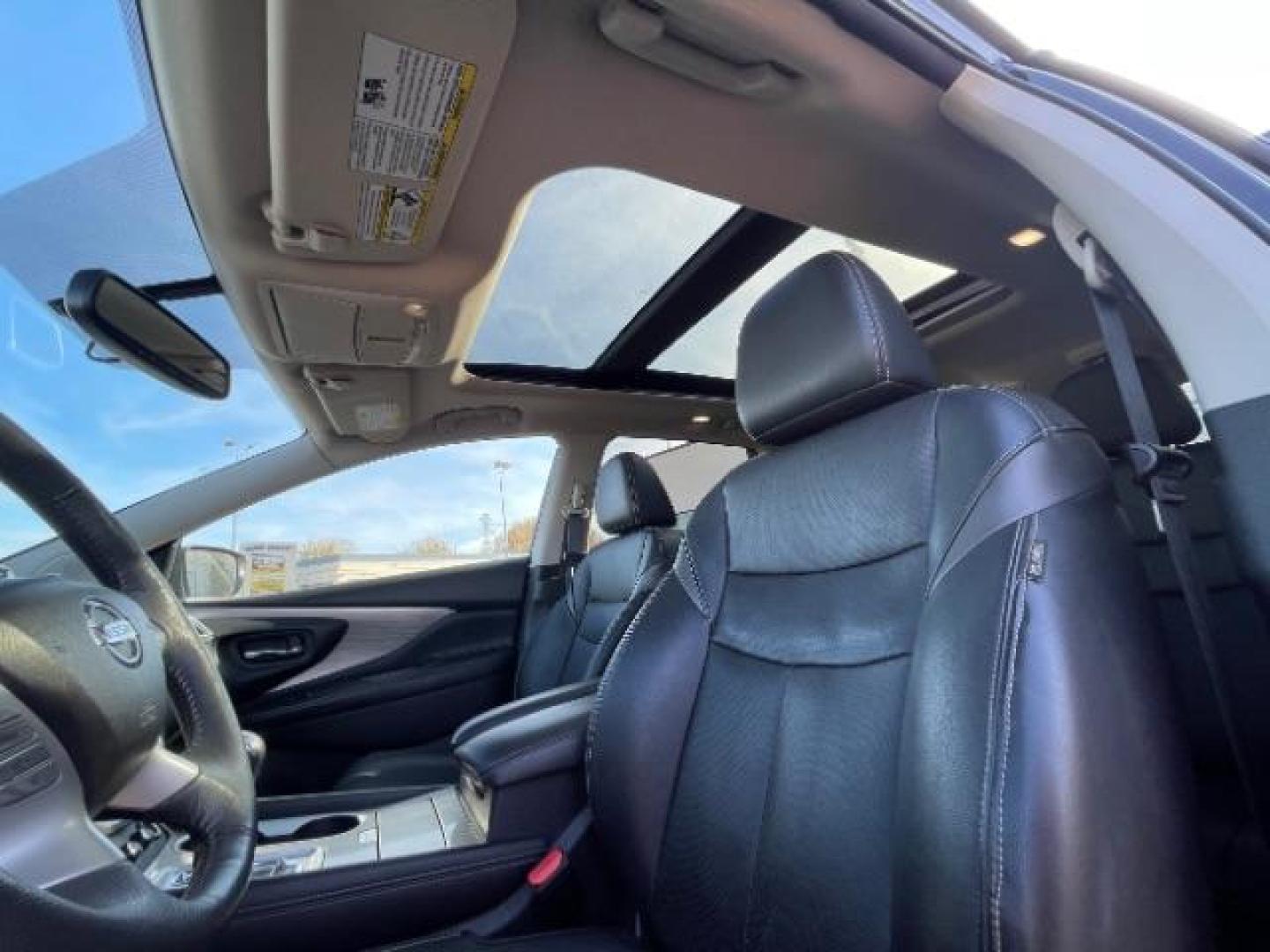 2016 Magnetic Black Nissan Murano Platinum AWD (5N1AZ2MH1GN) with an 3.5L V6 DOHC 24V engine, Continuously Variable Transmission transmission, located at 3301 W Hwy 13, Burnsville, MN, 55337, (952) 460-3200, 44.775333, -93.320808 - Photo#17