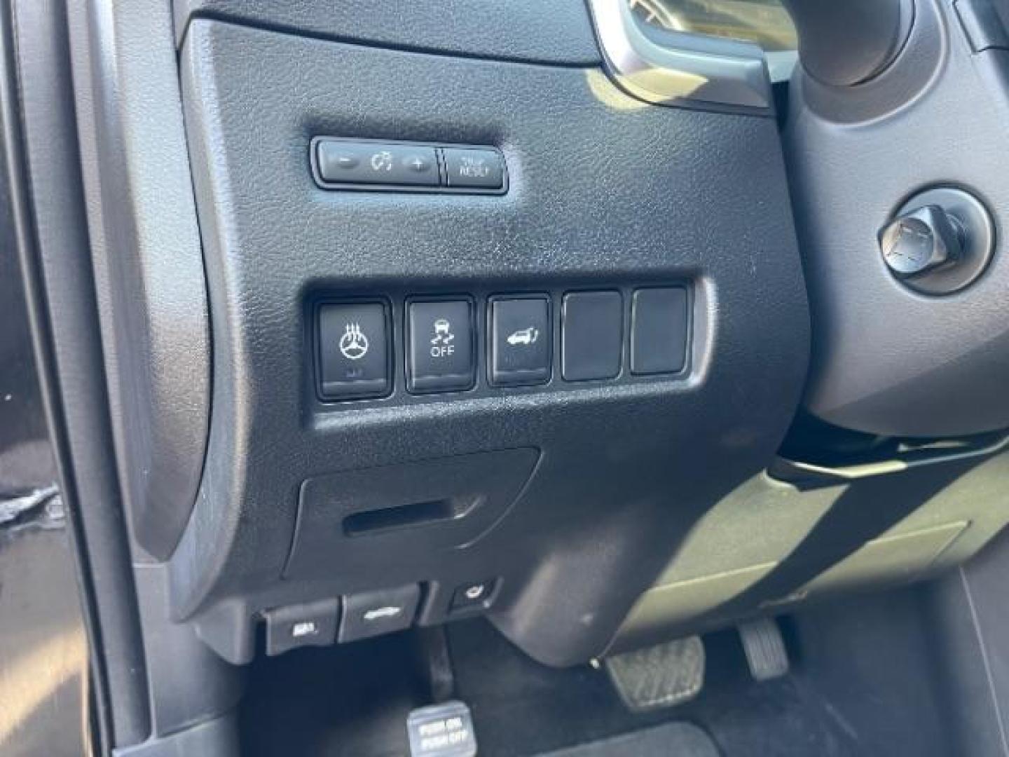 2016 Magnetic Black Nissan Murano Platinum AWD (5N1AZ2MH1GN) with an 3.5L V6 DOHC 24V engine, Continuously Variable Transmission transmission, located at 3301 W Hwy 13, Burnsville, MN, 55337, (952) 460-3200, 44.775333, -93.320808 - Photo#21