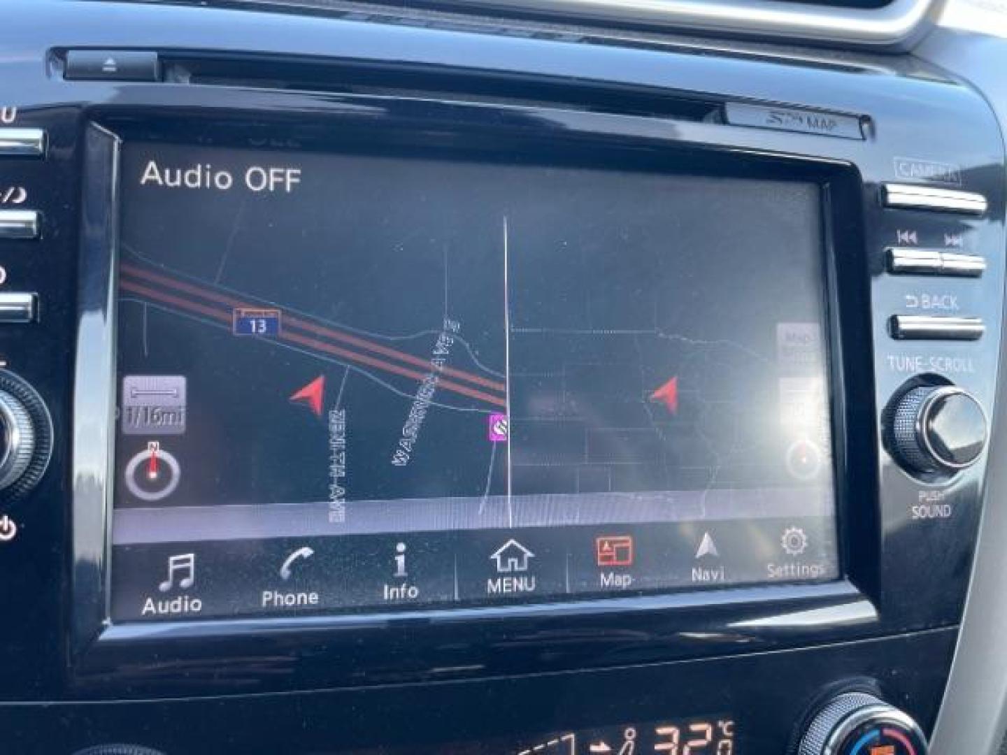 2016 Magnetic Black Nissan Murano Platinum AWD (5N1AZ2MH1GN) with an 3.5L V6 DOHC 24V engine, Continuously Variable Transmission transmission, located at 3301 W Hwy 13, Burnsville, MN, 55337, (952) 460-3200, 44.775333, -93.320808 - Photo#24