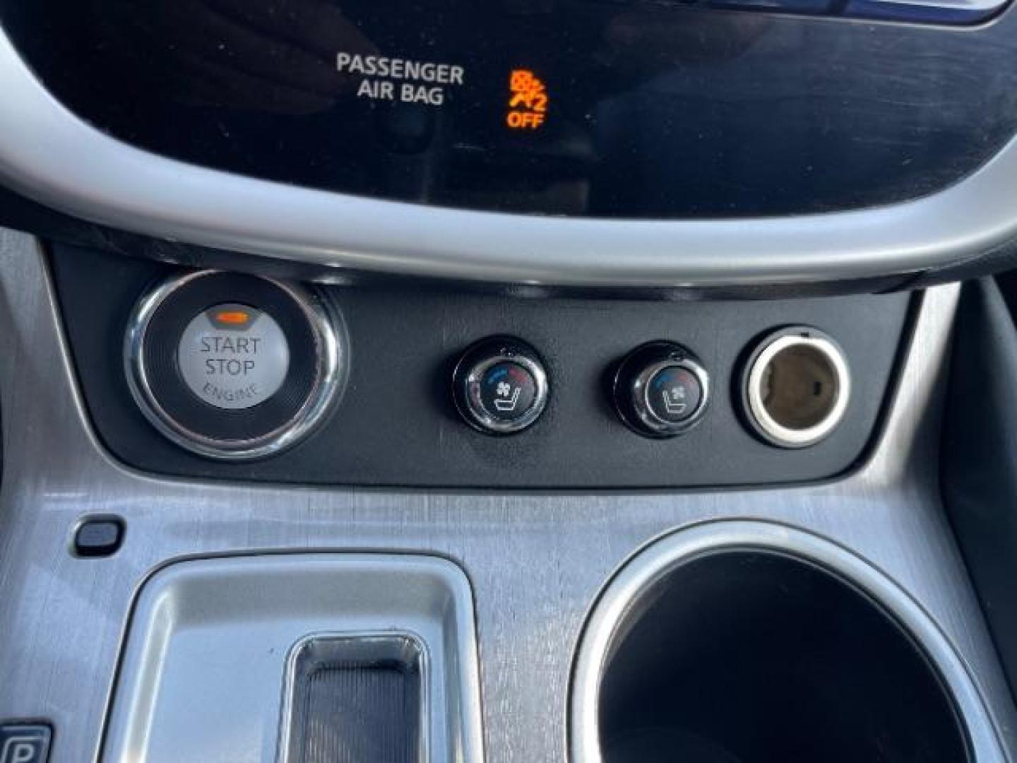 2016 Magnetic Black Nissan Murano Platinum AWD (5N1AZ2MH1GN) with an 3.5L V6 DOHC 24V engine, Continuously Variable Transmission transmission, located at 3301 W Hwy 13, Burnsville, MN, 55337, (952) 460-3200, 44.775333, -93.320808 - Photo#26