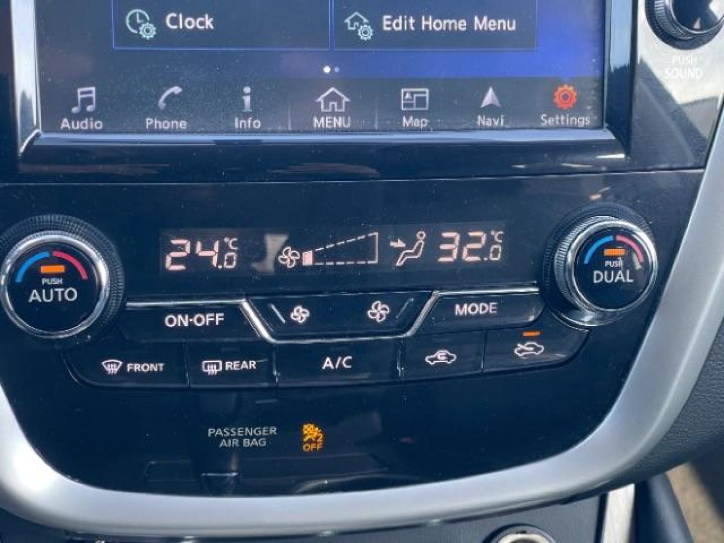 2016 Magnetic Black Nissan Murano Platinum AWD (5N1AZ2MH1GN) with an 3.5L V6 DOHC 24V engine, Continuously Variable Transmission transmission, located at 3301 W Hwy 13, Burnsville, MN, 55337, (952) 460-3200, 44.775333, -93.320808 - Photo#28
