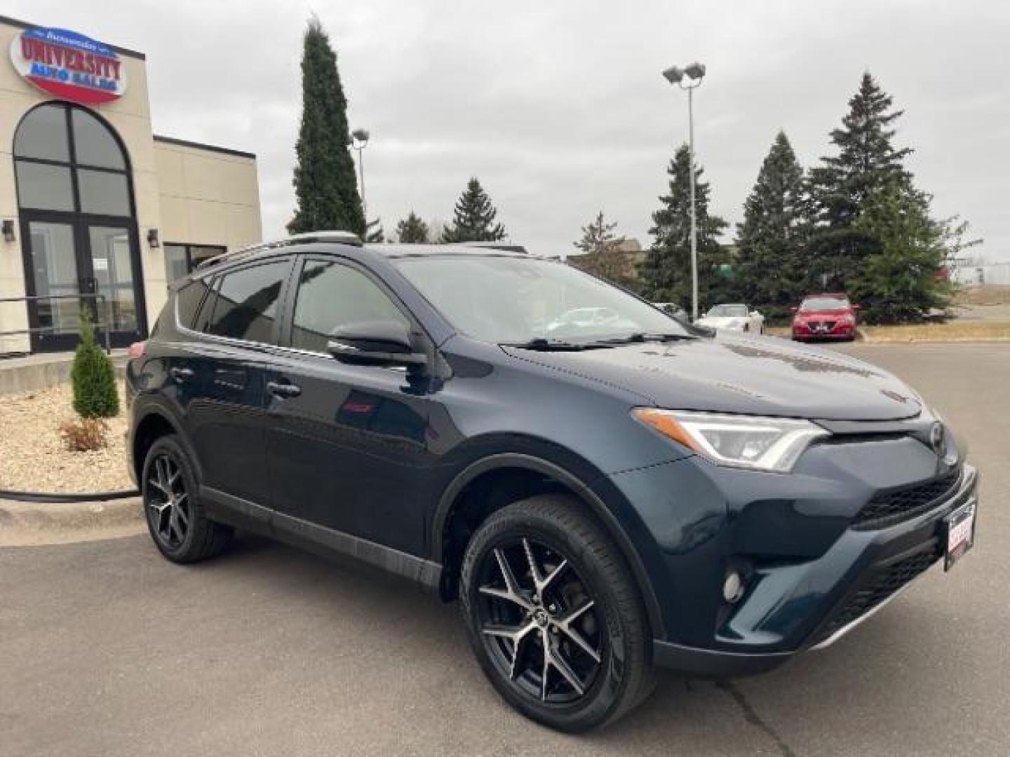 2018 Electric Storm Blue Toyota RAV4 SE 4WD (JTMJFREV3JJ) with an 2.5L L4 DOHC 16V engine, 6-Speed Automatic transmission, located at 745 S Robert St, St. Paul, MN, 55107, (651) 222-2991, 44.923389, -93.081215 - Photo#1