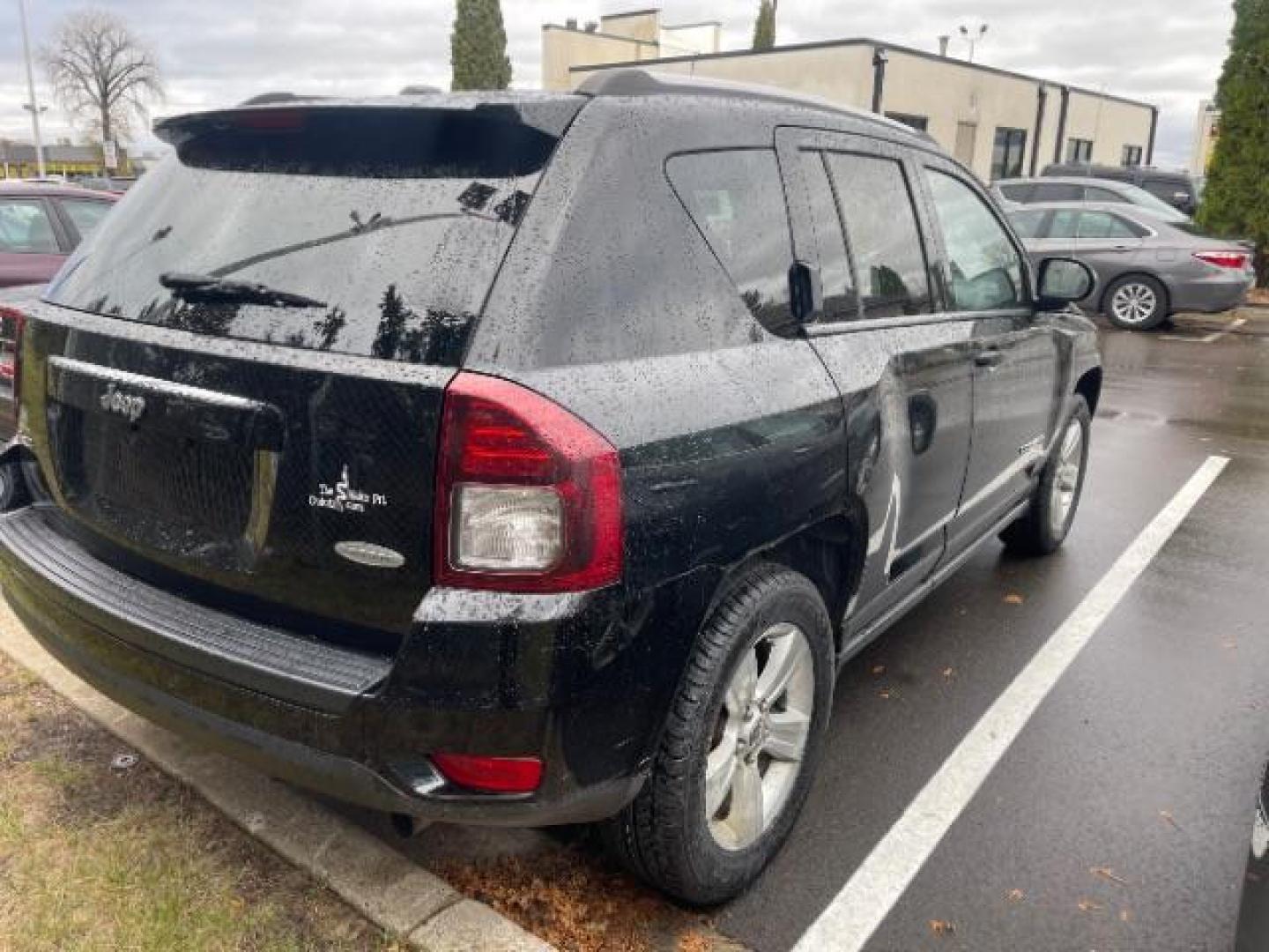 2017 Pitch Black Clear Coat Jeep Compass Latitude 4WD (1C4NJDEB9HD) with an 2.4L L4 DOHC 16V engine, 6-Speed Automatic transmission, located at 3301 W Hwy 13, Burnsville, MN, 55337, (952) 460-3200, 44.775333, -93.320808 - Photo#7