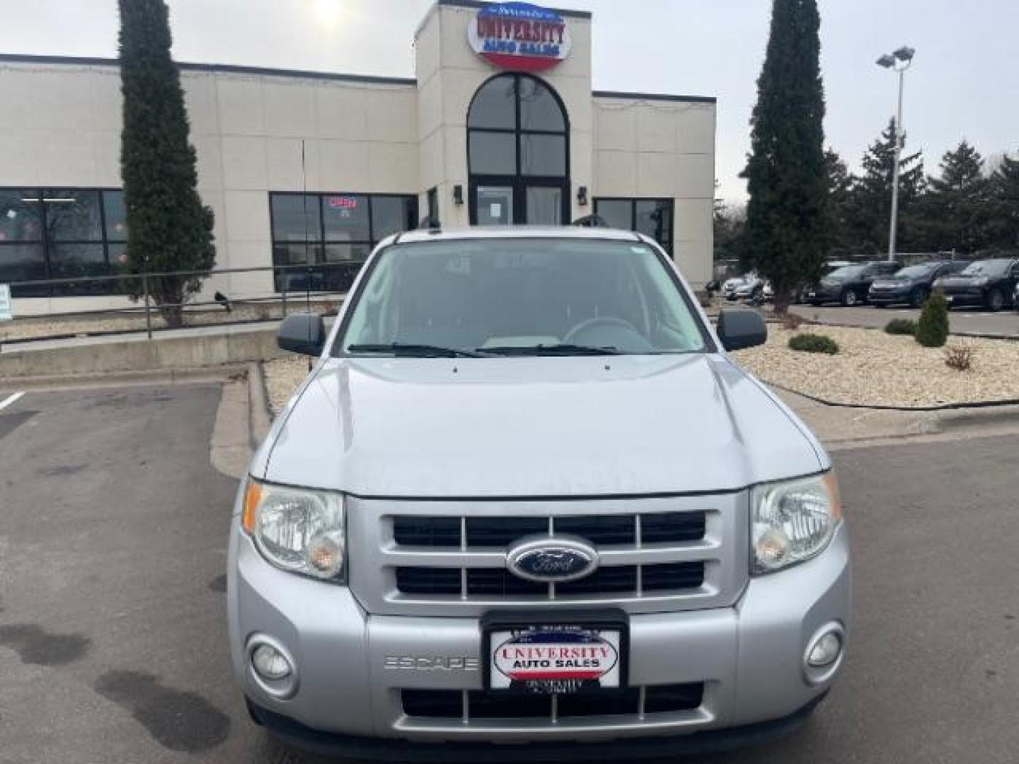 2009 Brilliant Silver Metallic Ford Escape Hybrid 4WD (1FMCU59319K) with an 2.3L L4 DOHC 16V HYBRID engine, Continuously Variable Transmission transmission, located at 3301 W Hwy 13, Burnsville, MN, 55337, (952) 460-3200, 44.775333, -93.320808 - Photo#0