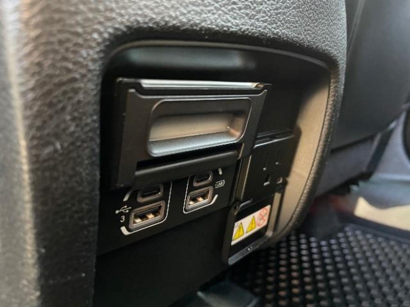 2019 Diamond Black Crystal Pearl Coat Jeep Cherokee Limited 4WD (1C4PJMDX7KD) with an 3.2L V6 DOHC 24V engine, 9-Speed Automatic transmission, located at 745 S Robert St, St. Paul, MN, 55107, (651) 222-2991, 44.923389, -93.081215 - Photo#31