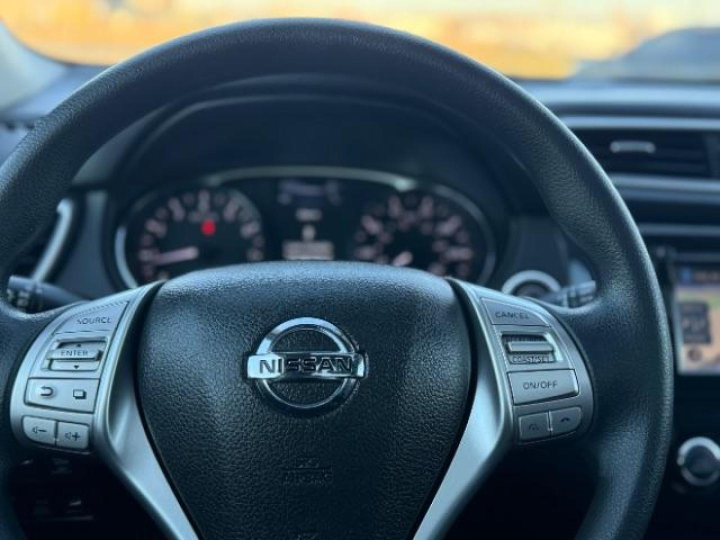 2015 Arctic Blue Metallic Nissan Rogue SV AWD (5N1AT2MV1FC) with an 2.5L L4 DOHC 16V engine, Continuously Variable Transmission transmission, located at 3301 W Hwy 13, Burnsville, MN, 55337, (952) 460-3200, 44.775333, -93.320808 - Photo#20