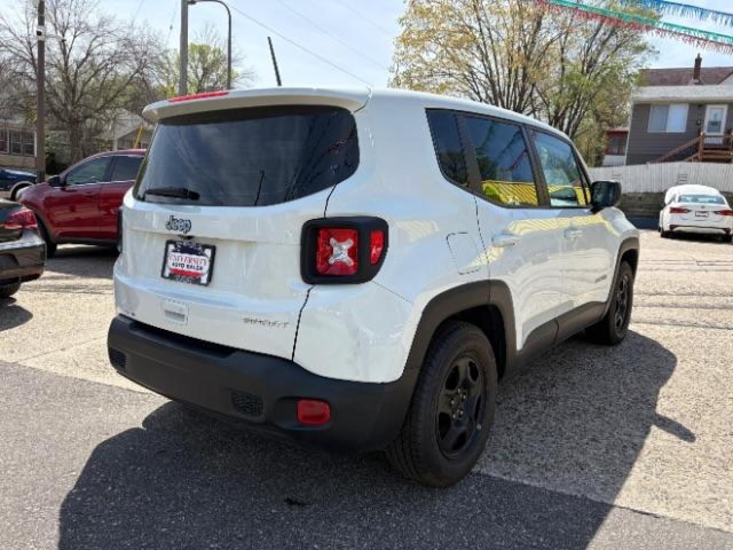 2019 Alpine White Clear C Jeep Renegade Sport (ZACNJAAB2KP) with an 2.4L L4 DOHC 16V engine, 9-Speed Automatic transmission, located at 745 S Robert St, St. Paul, MN, 55107, (651) 222-2991, 44.923389, -93.081215 - Photo#6
