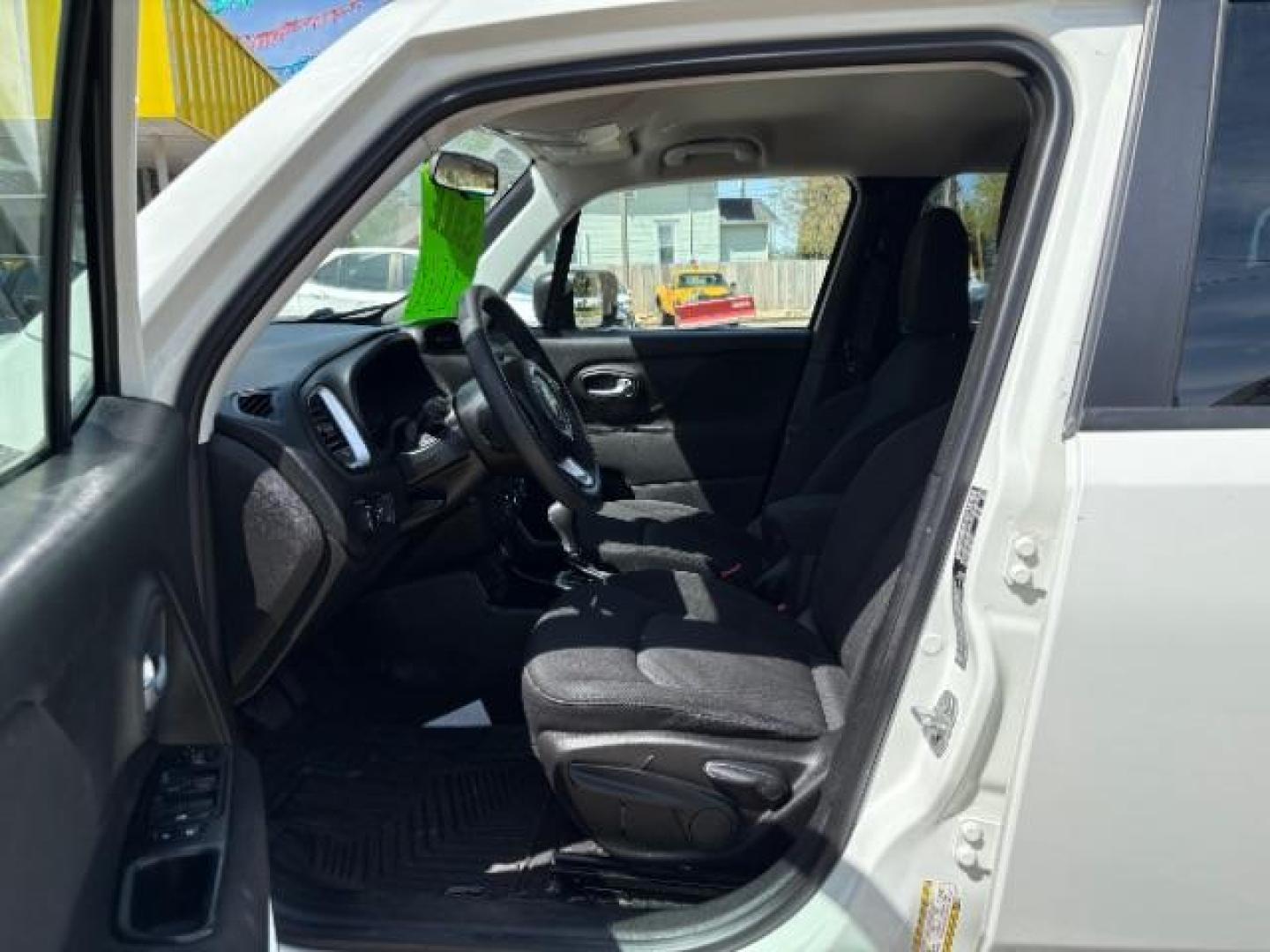 2019 Alpine White Clear C Jeep Renegade Sport (ZACNJAAB2KP) with an 2.4L L4 DOHC 16V engine, 9-Speed Automatic transmission, located at 745 S Robert St, St. Paul, MN, 55107, (651) 222-2991, 44.923389, -93.081215 - Photo#9