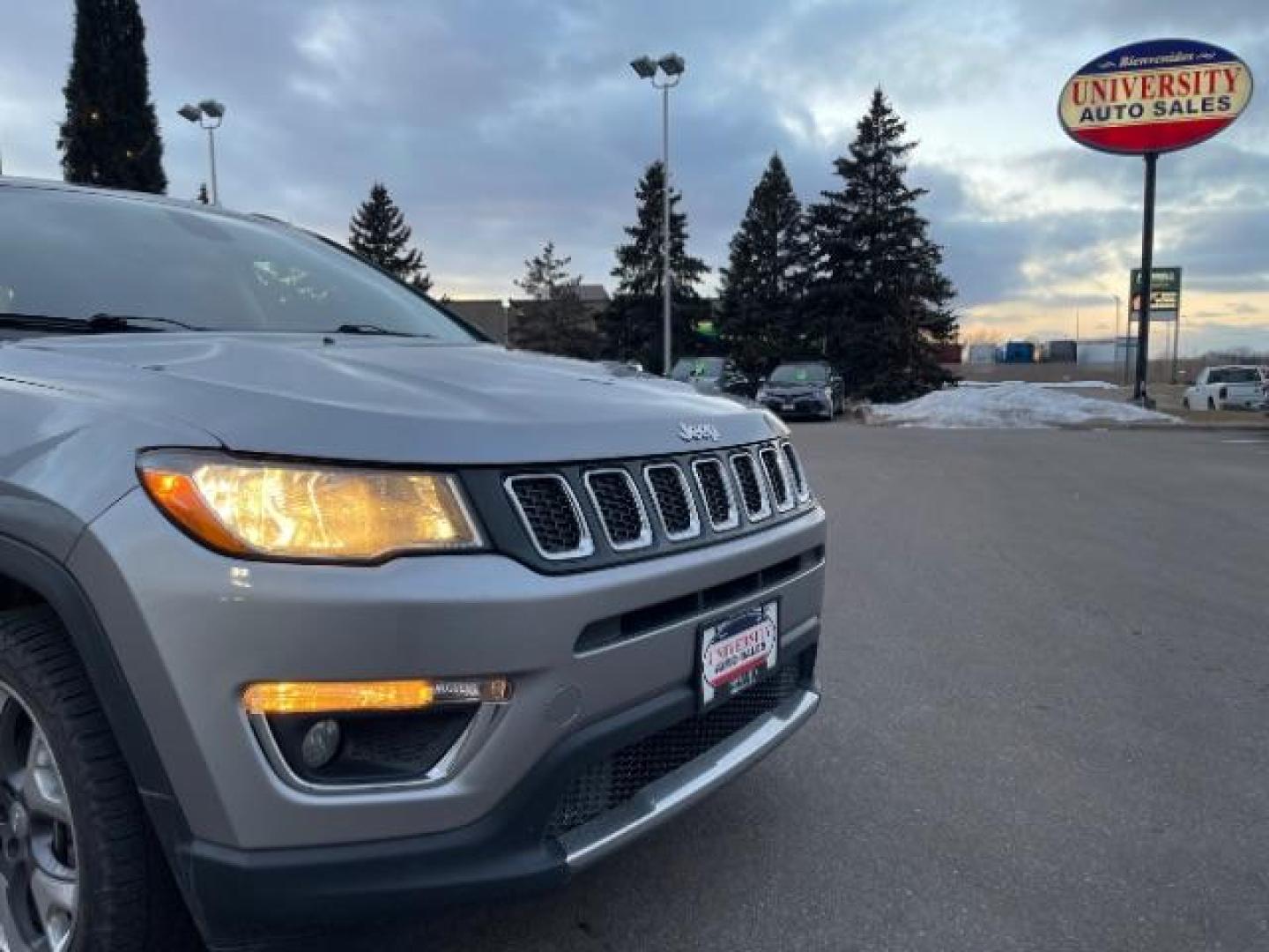 2018 Billet Silver Metallic Clear Coat/Black Clear Coat Jeep Compass Limited 4WD (3C4NJDCB5JT) with an 2.4L L4 DOHC 16V engine, Continuously Variable Transmission transmission, located at 3301 W Hwy 13, Burnsville, MN, 55337, (952) 460-3200, 44.775333, -93.320808 - Photo#1