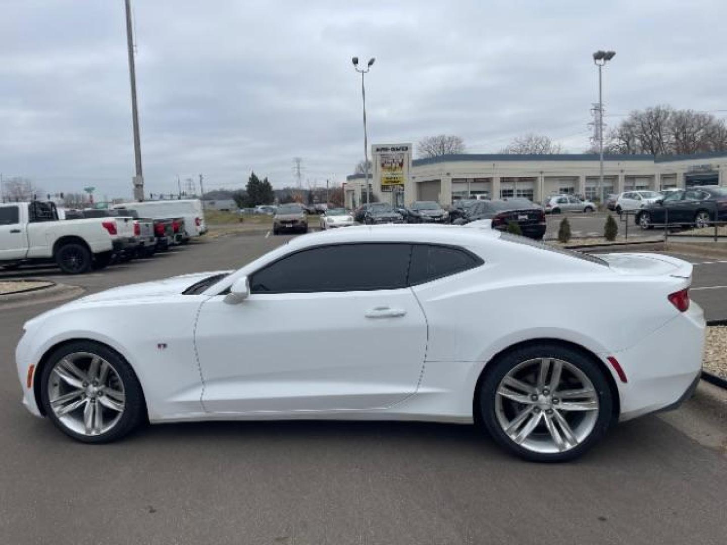 2017 Summit White Chevrolet Camaro 1LT Coupe (1G1FA1RX7H0) with an 2.0L L4 DOHC 16V TURBO engine, 6-Speed Manual transmission, located at 745 S Robert St, St. Paul, MN, 55107, (651) 222-2991, 44.923389, -93.081215 - Photo#7