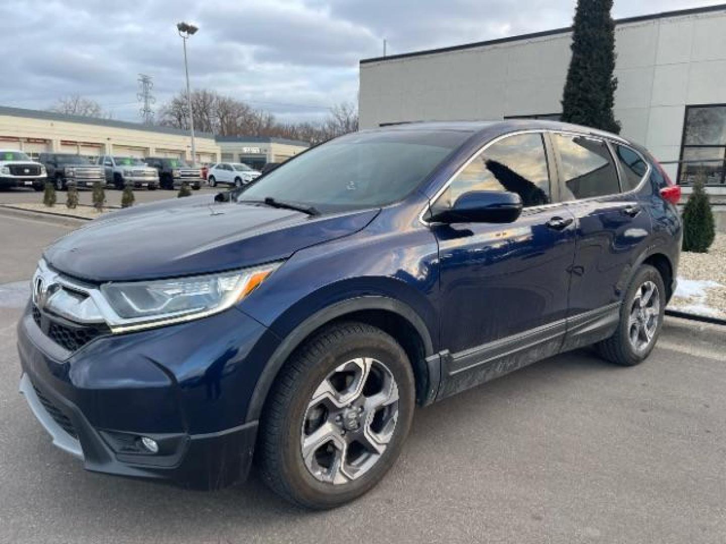 2019 Crystal Black Pearl Honda CR-V EX AWD (7FARW2H57KE) with an 1.5L L4 16V DOHC TURBO engine, Continuously Variable Transmission transmission, located at 745 S Robert St, St. Paul, MN, 55107, (651) 222-2991, 44.923389, -93.081215 - Photo#8