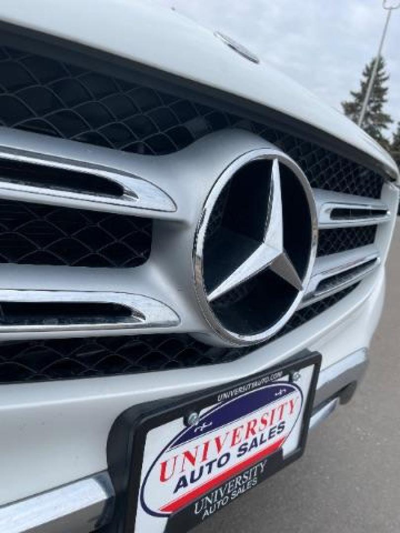 2018 Polar White Mercedes-Benz GLC 300 4MATIC (WDC0G4KB1JV) with an 2L I-4 gasoline direct injection engine, located at 745 S Robert St, St. Paul, MN, 55107, (651) 222-2991, 44.923389, -93.081215 - Photo#12