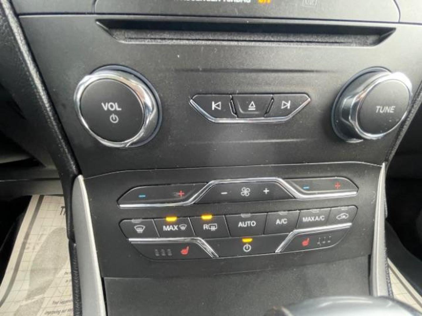 2016 Too Good To Be Blue Metallic Ford Edge SEL (2FMPK4J9XGB) with an 3.5L V-6 DOHC engine, located at 3301 W Hwy 13, Burnsville, MN, 55337, (952) 460-3200, 44.775333, -93.320808 - Photo#10