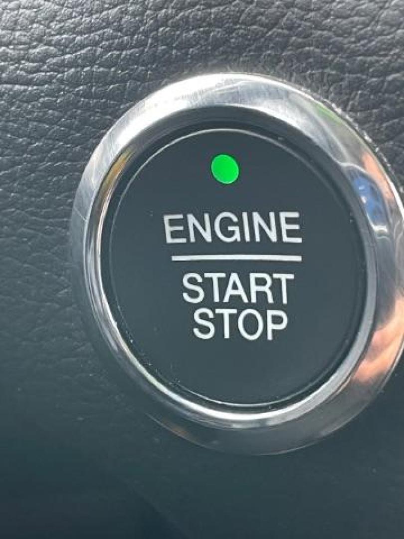 2016 Too Good To Be Blue Metallic Ford Edge SEL (2FMPK4J9XGB) with an 3.5L V-6 DOHC engine, located at 3301 W Hwy 13, Burnsville, MN, 55337, (952) 460-3200, 44.775333, -93.320808 - Photo#19
