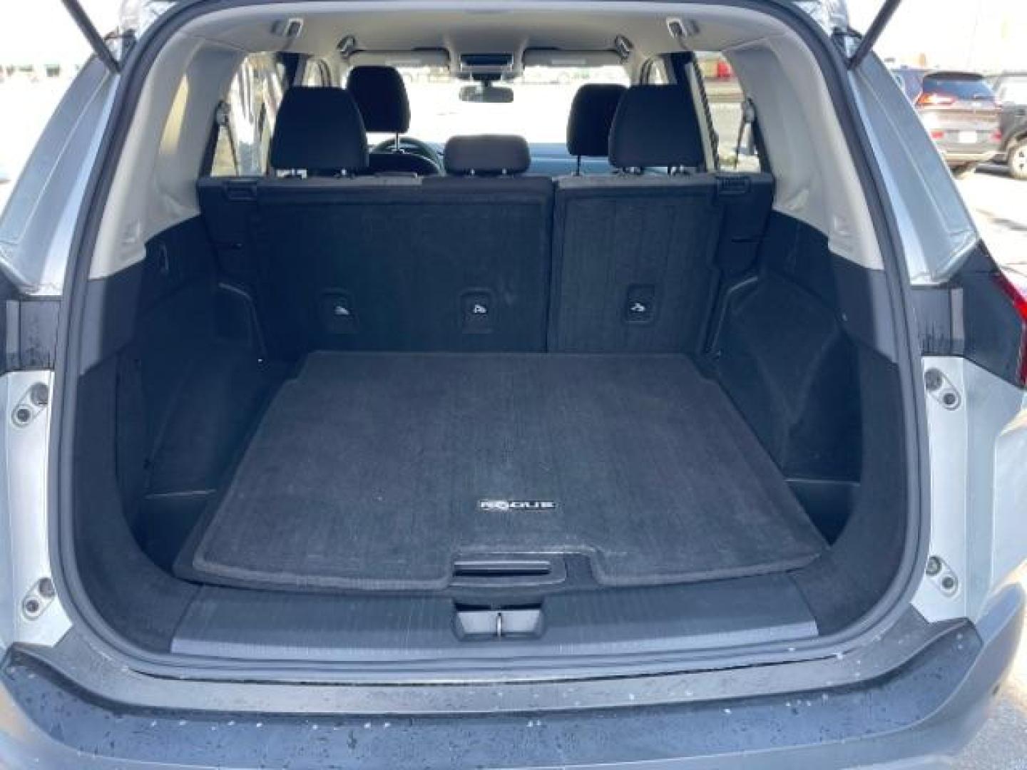 2021 Brilliant Silver Metallic Nissan Rogue SV Intelligent AWD (JN8AT3BB4MW) with an 2.5L I-4 gasoline direct injection engine, located at 3301 W Hwy 13, Burnsville, MN, 55337, (952) 460-3200, 44.775333, -93.320808 - Photo#11