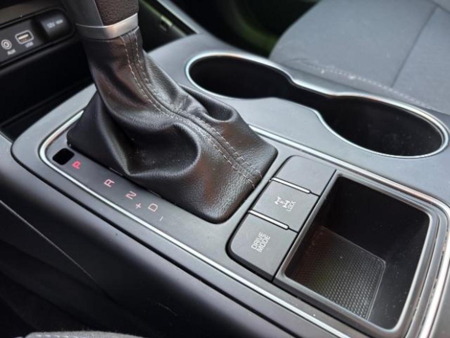 2019 Ebony Black /Satin Black Kia Sorento 2.4L LX (5XYPGDA34KG) with an 2.4L I-4 gasoline direct injection engine, located at 745 S Robert St, St. Paul, MN, 55107, (651) 222-2991, 44.923389, -93.081215 - Photo#12