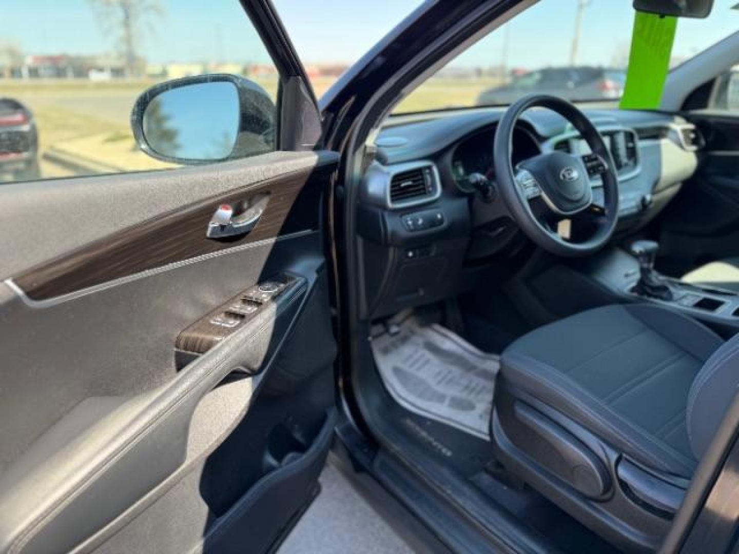 2019 Ebony Black /Satin Black Kia Sorento 2.4L LX (5XYPGDA34KG) with an 2.4L I-4 gasoline direct injection engine, located at 745 S Robert St, St. Paul, MN, 55107, (651) 222-2991, 44.923389, -93.081215 - Photo#9