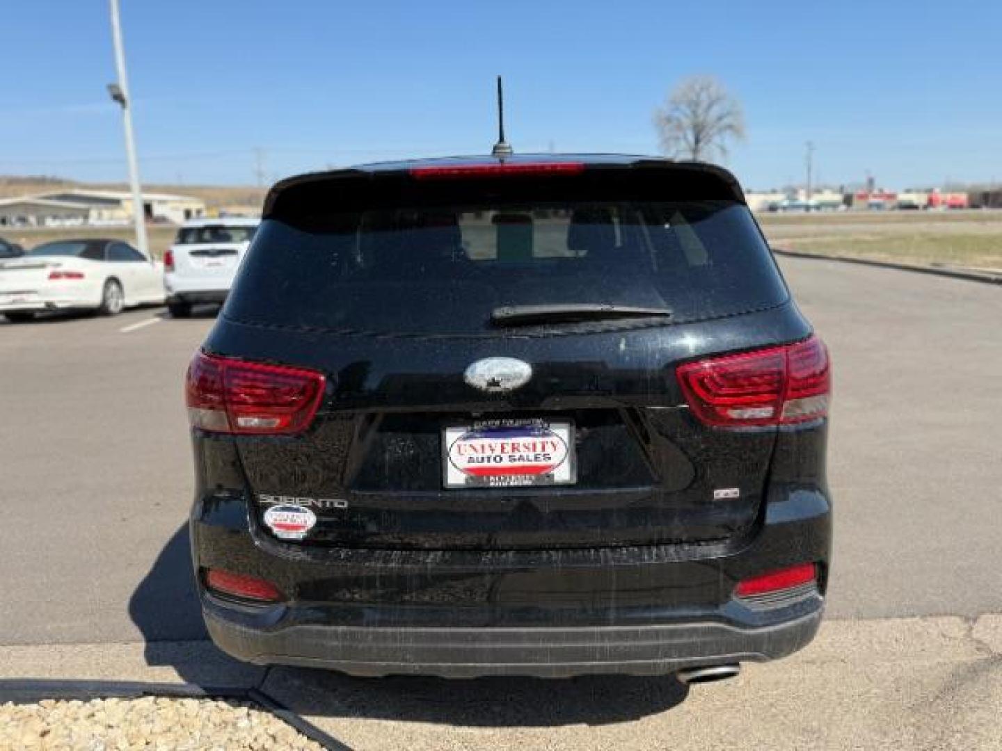 2019 Ebony Black /Satin Black Kia Sorento 2.4L LX (5XYPGDA34KG) with an 2.4L I-4 gasoline direct injection engine, located at 745 S Robert St, St. Paul, MN, 55107, (651) 222-2991, 44.923389, -93.081215 - Photo#3