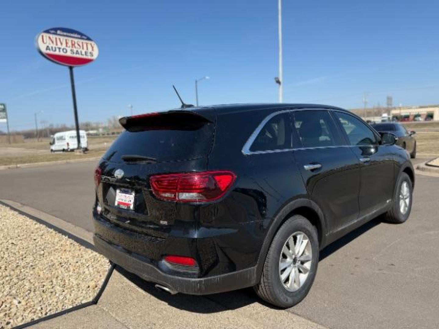 2019 Ebony Black /Satin Black Kia Sorento 2.4L LX (5XYPGDA34KG) with an 2.4L I-4 gasoline direct injection engine, located at 745 S Robert St, St. Paul, MN, 55107, (651) 222-2991, 44.923389, -93.081215 - Photo#4