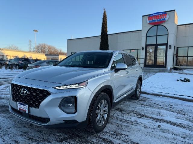 photo of 2020 Hyundai Santa Fe SE