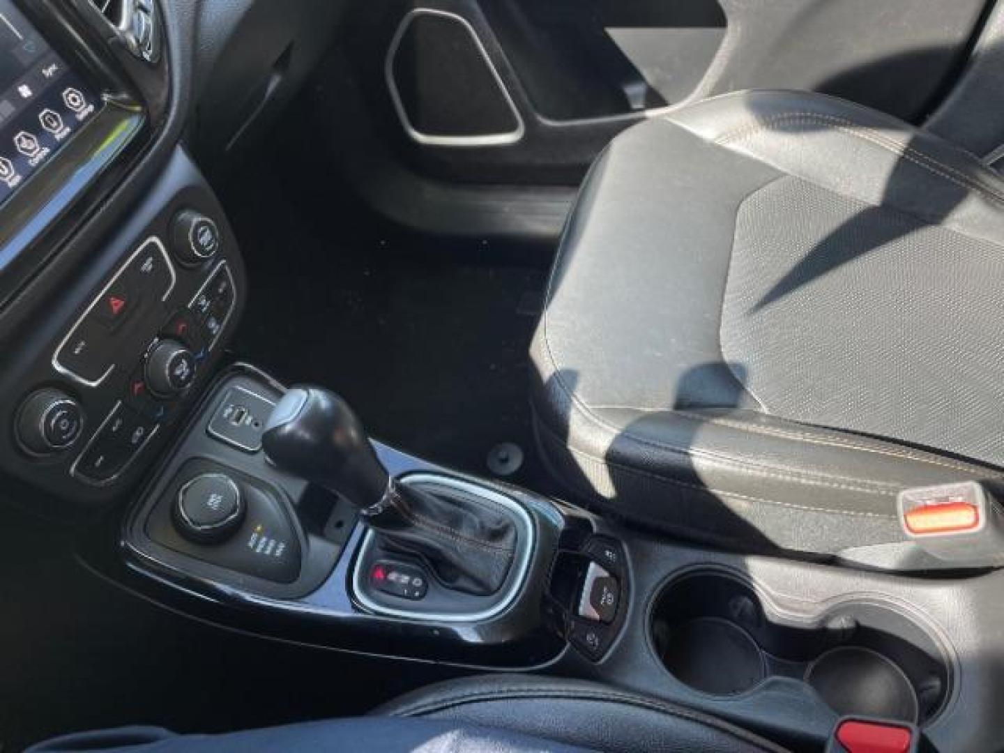 2019 Black Clearcoat /Black Jeep Compass Limited 4x4 (3C4NJDCB7KT) with an 2.4L I-4 variable valve control engine, located at 3301 W Hwy 13, Burnsville, MN, 55337, (952) 460-3200, 44.775333, -93.320808 - Photo#15