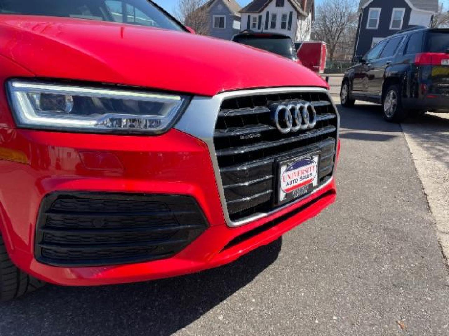 2018 Misano Red Pearl Effect Audi Q3 2.0T Premium (WA1JCCFSXJR) with an 2L I-4 gasoline direct injection engine, located at 745 S Robert St, St. Paul, MN, 55107, (651) 222-2991, 44.923389, -93.081215 - Photo#11