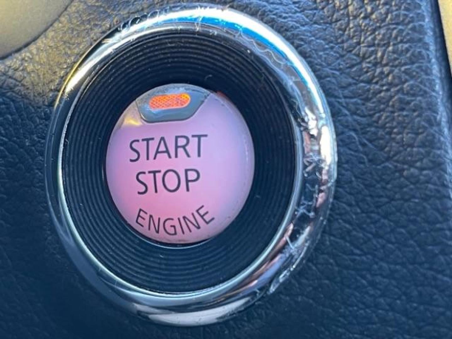 2014 Storm Blue Metallic Nissan Altima 3.5 SL (1N4BL3AP3EC) with an 3.5L V6 DOHC 24V engine, Continuously Variabl transmission, located at 745 S Robert St, St. Paul, MN, 55107, (651) 222-2991, 44.923389, -93.081215 - Photo#22