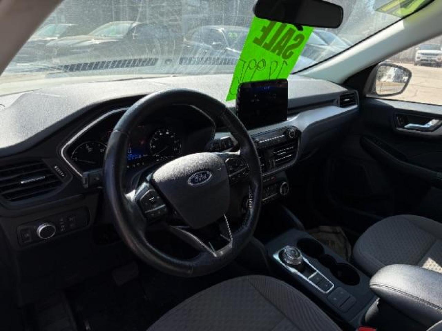 2021 Oxford White Ford Escape SE Plug-In Hybrid (1FMCU0EZ6MU) with an Duratec 2.5L I-4 DOHC engine, located at 745 S Robert St, St. Paul, MN, 55107, (651) 222-2991, 44.923389, -93.081215 - Photo#13