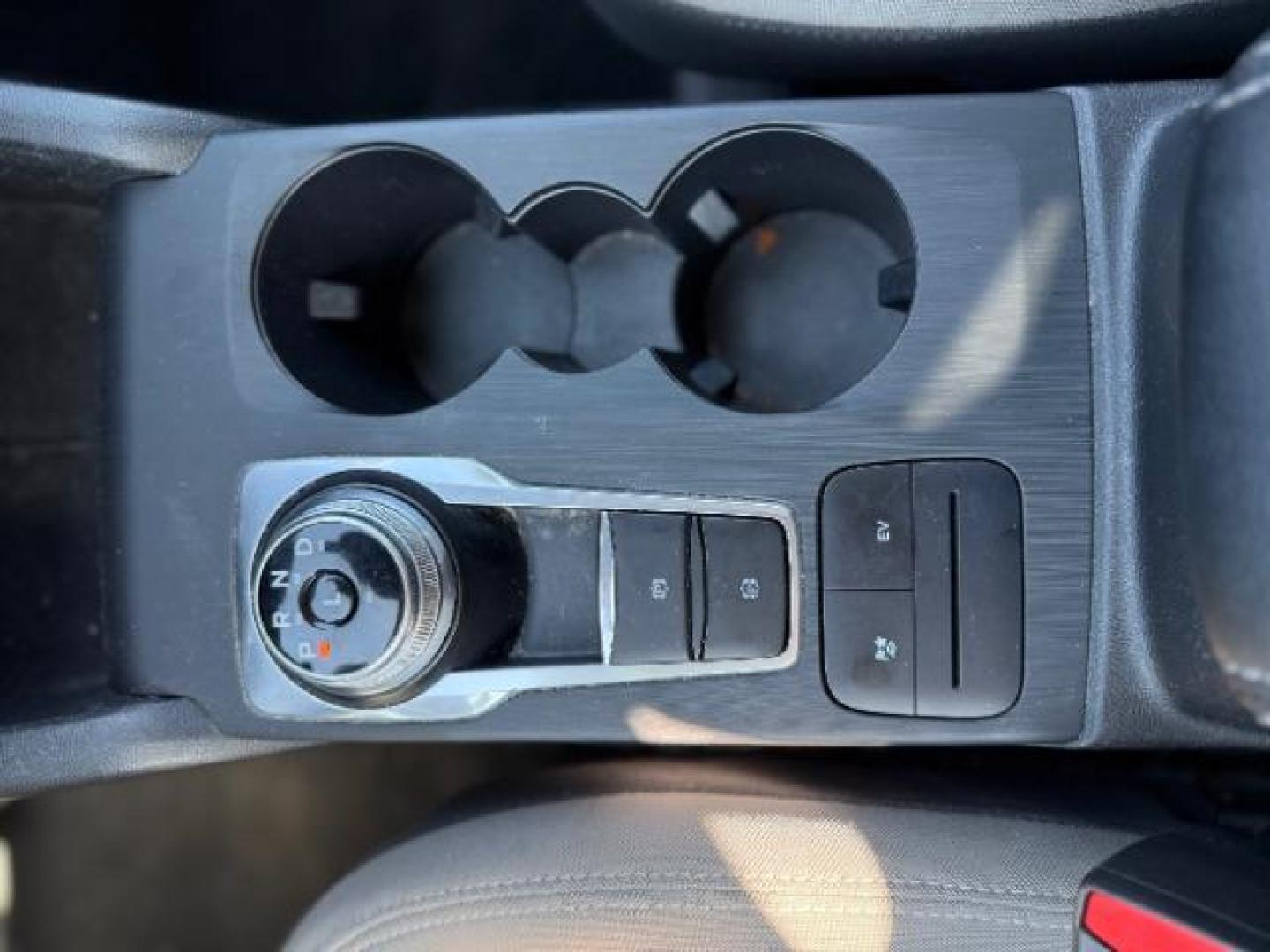 2021 Oxford White Ford Escape SE Plug-In Hybrid (1FMCU0EZ6MU) with an Duratec 2.5L I-4 DOHC engine, located at 745 S Robert St, St. Paul, MN, 55107, (651) 222-2991, 44.923389, -93.081215 - Photo#13