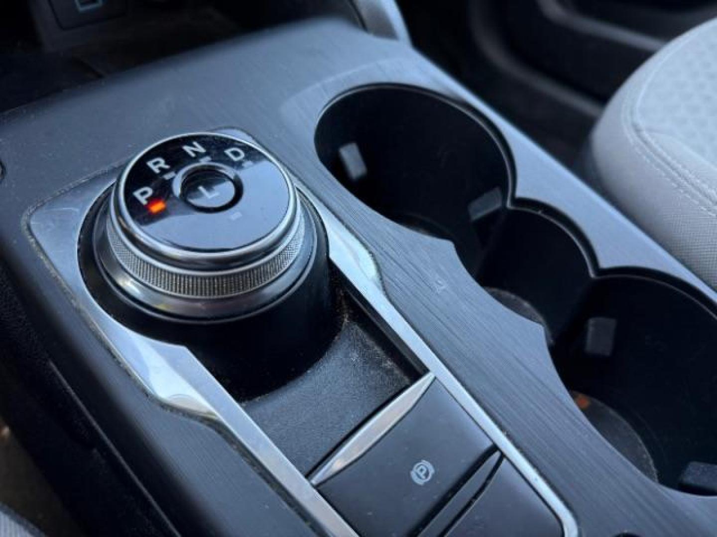 2021 Oxford White Ford Escape SE Plug-In Hybrid (1FMCU0EZ6MU) with an Duratec 2.5L I-4 DOHC engine, located at 745 S Robert St, St. Paul, MN, 55107, (651) 222-2991, 44.923389, -93.081215 - Photo#20